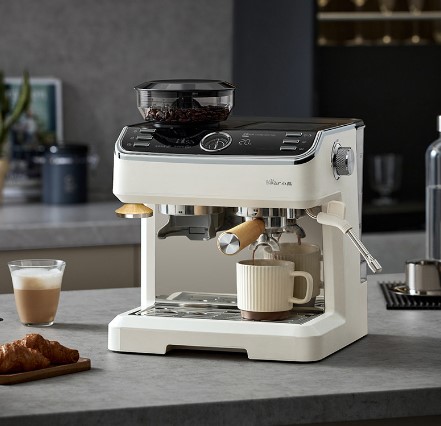 办公室咖啡服务选全自动咖啡机还是半自动咖啡机？